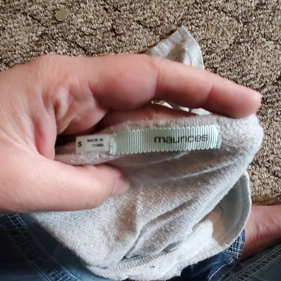 Shirt - Picture 4 of 4